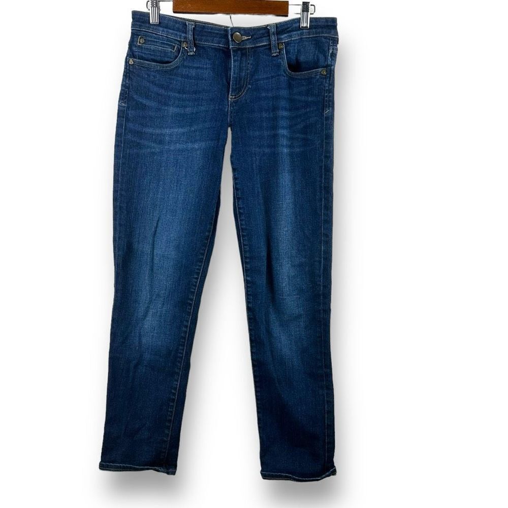 Kut From The Kloth Women's Size 8 Catherine Boyfriend Jean Medium‎ Wash Cropped